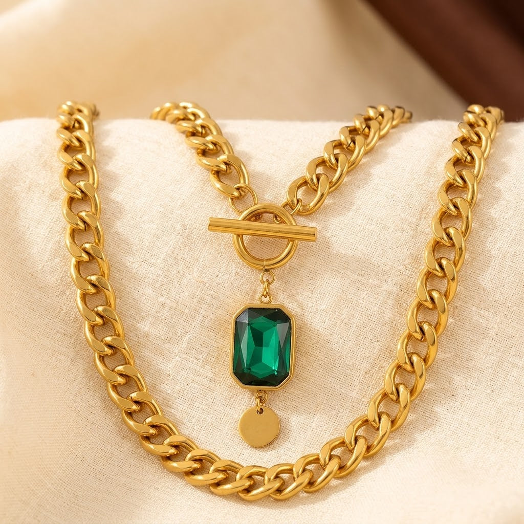 Esmée | Emerald Gold Chain Necklace