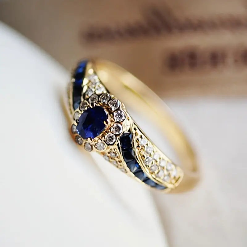 Cora | Gold Sapphire Band Ring
