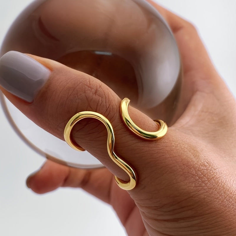 Tegan | Asymmetric Wave Ring