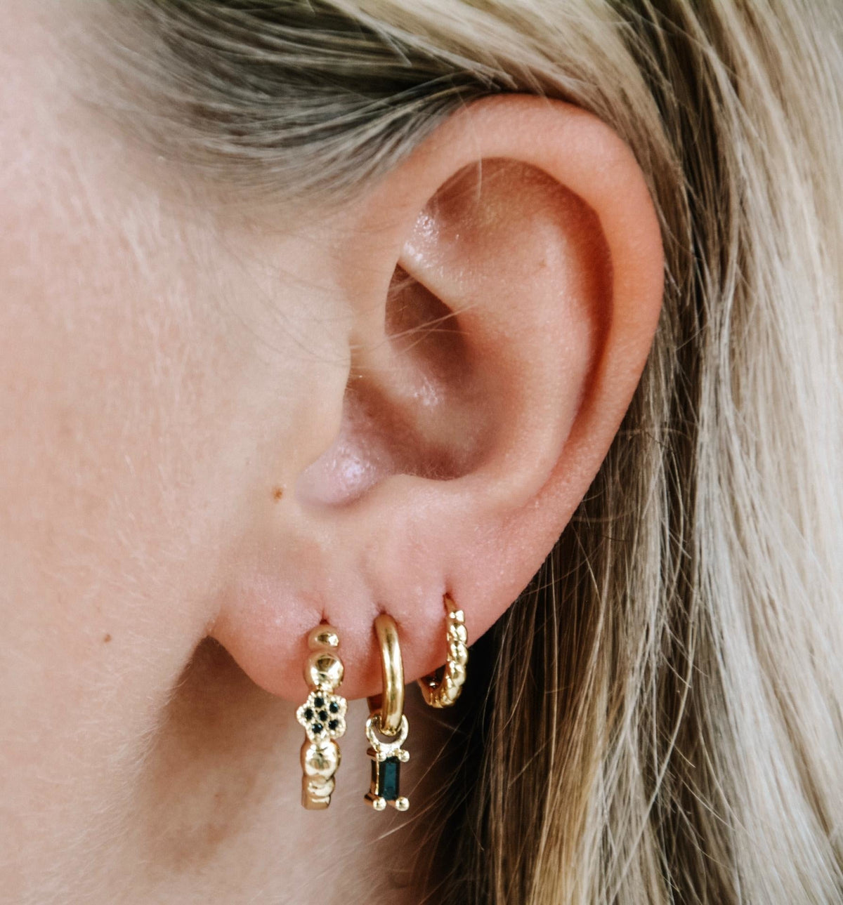 Round Flower | Earrings | Plated