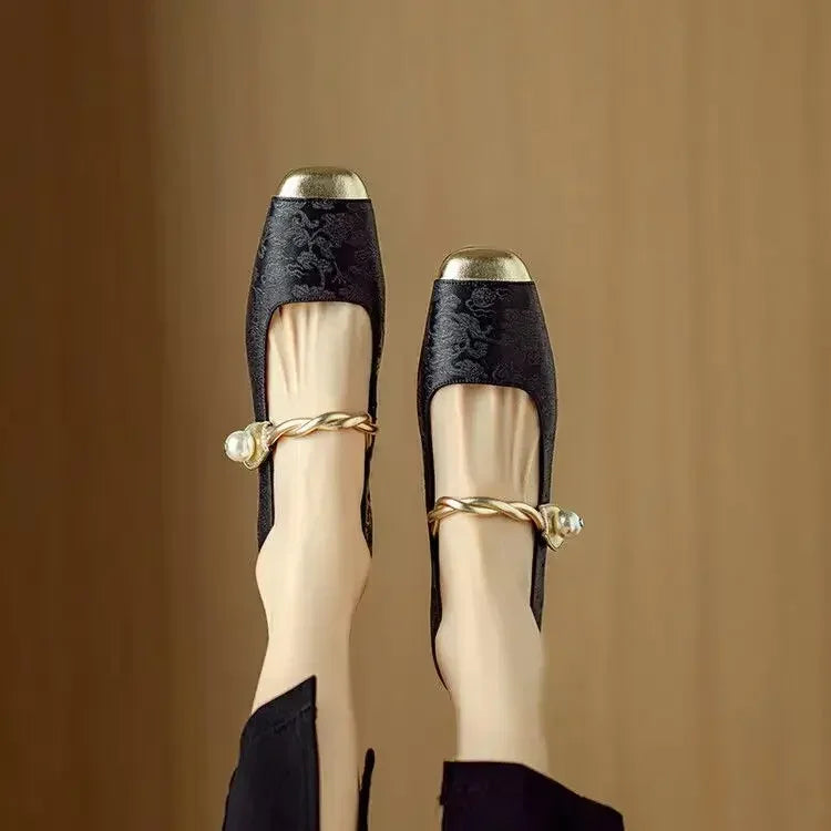 Daisy | Vintage Braided Pearl Strap Shoes