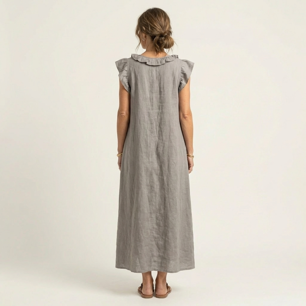 Maude | Long dress with V-neck and ruffles