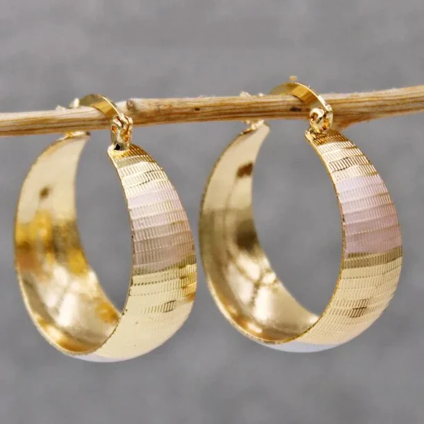 Challenging Luxury Gold Earrings