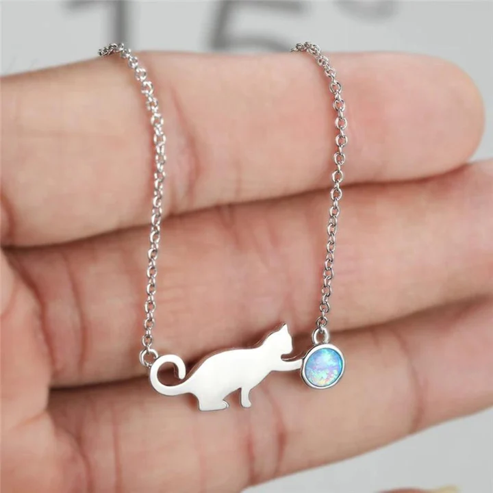 Vintage Kitten Necklace