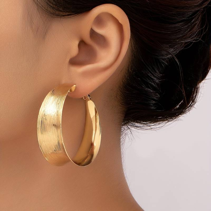 Delphine | Openwork Gold Hoops