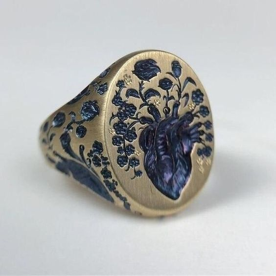 Coralie | Blue Blossom Vintage Gold Ring