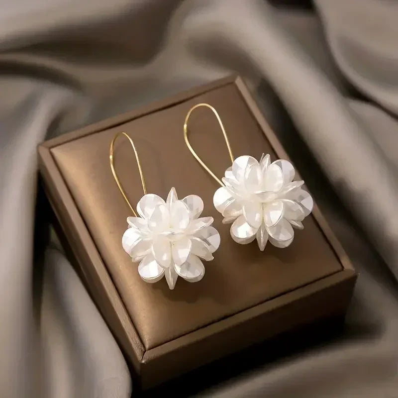Ondine | Pure Blossom Earrings