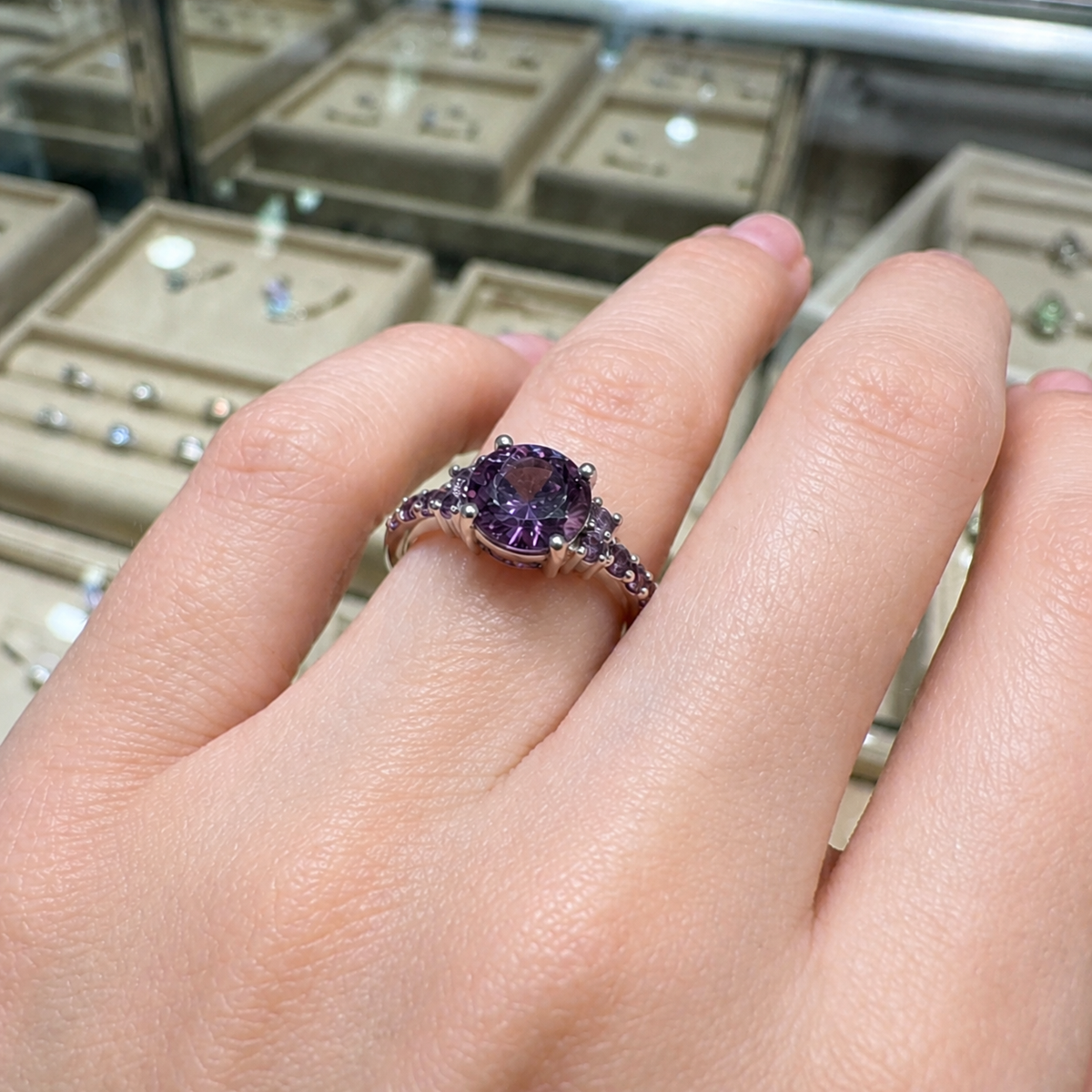 Celestine | Amethyst White Gold Ring