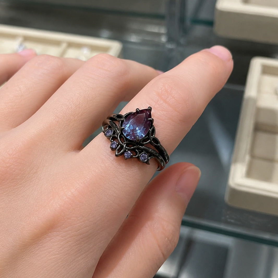 Theodora | Amethyst Layered Gold Ring