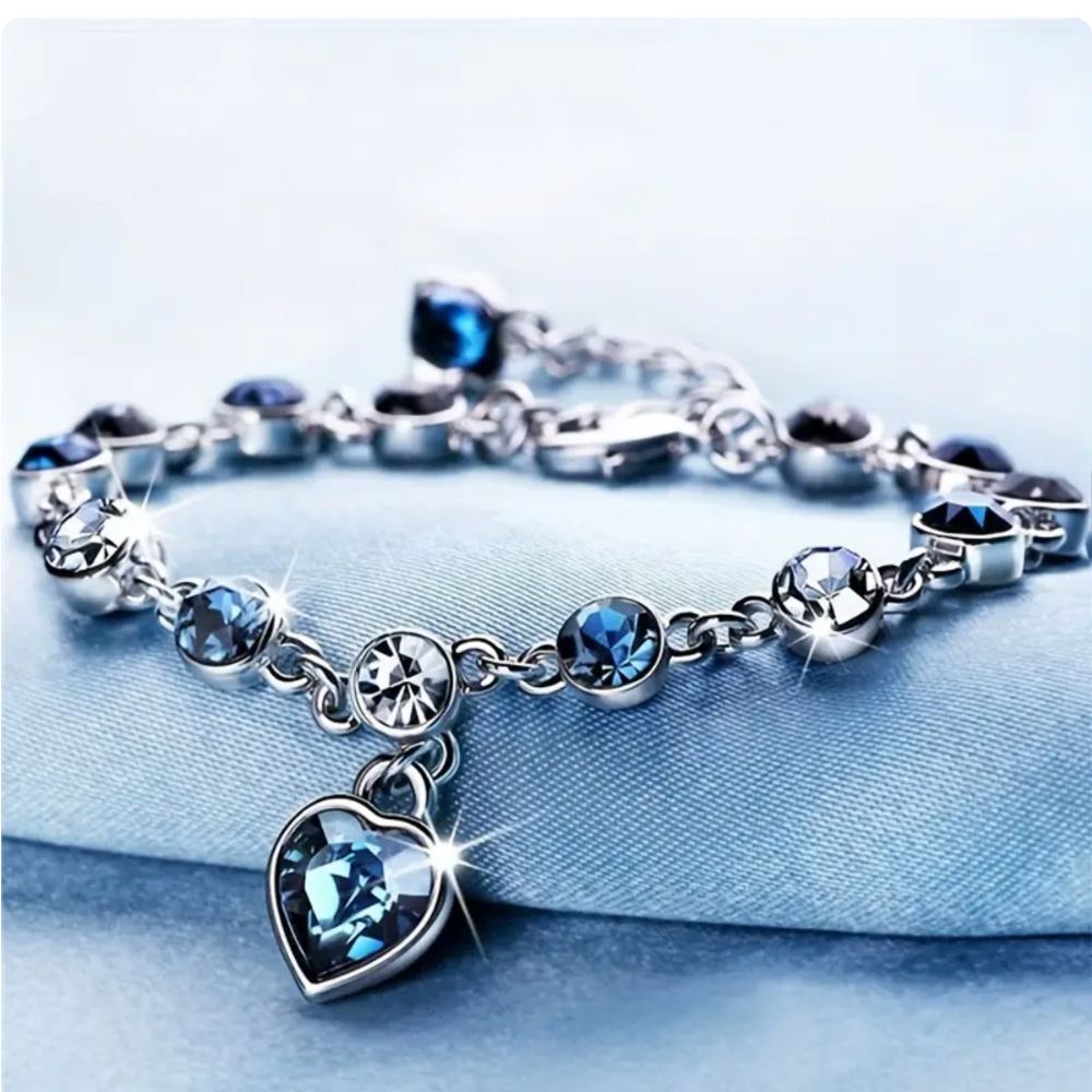 Marlow | Blue Heart Bracelet