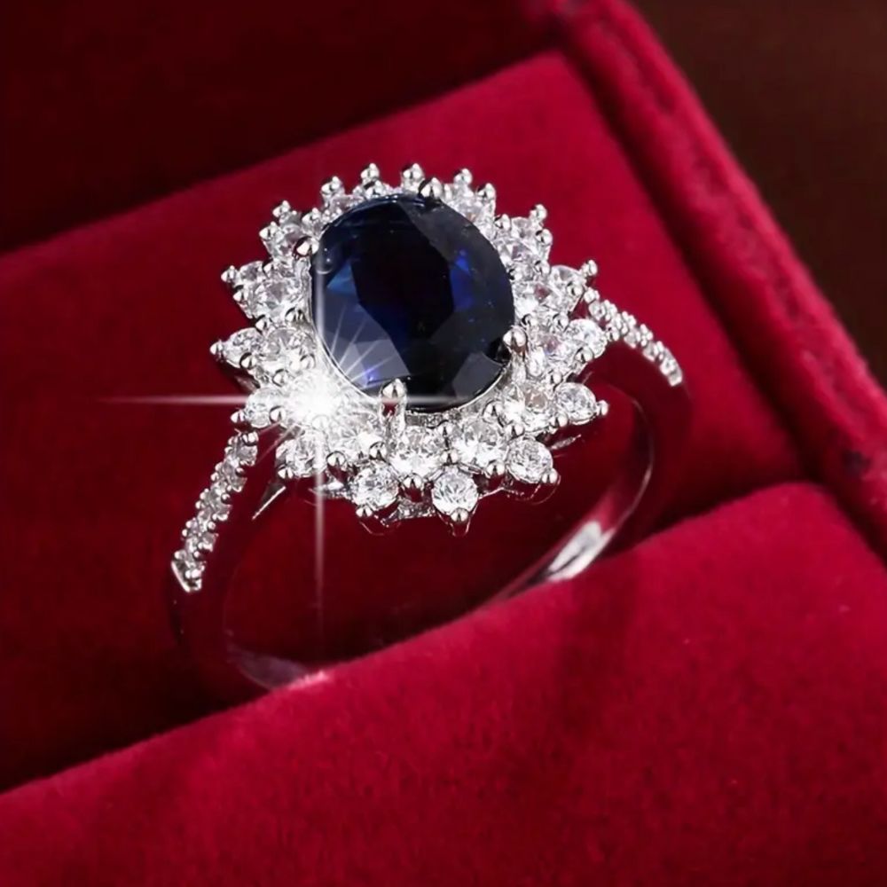 Vionne | Sapphire Statement Ring