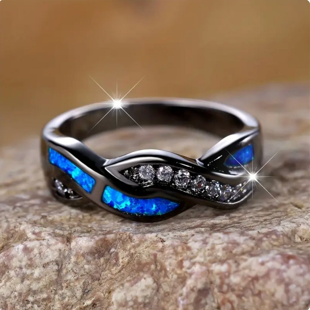 Thessia | Sapphire Twist Ring