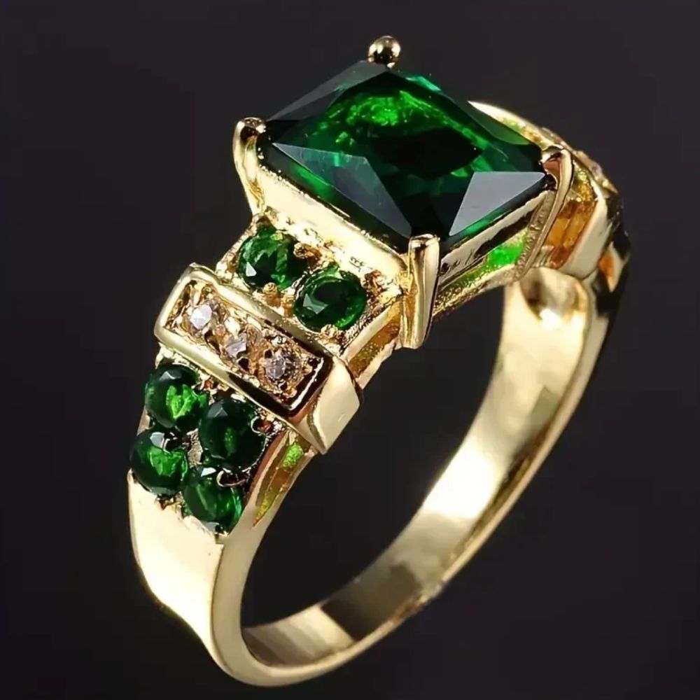 Emeline | Emerald Ring