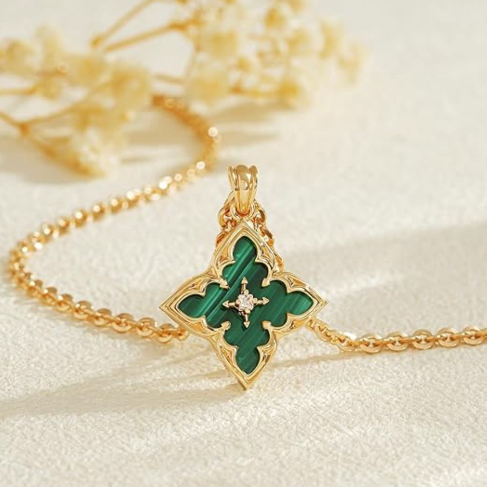 Noelle | Emerald Pendant Necklace