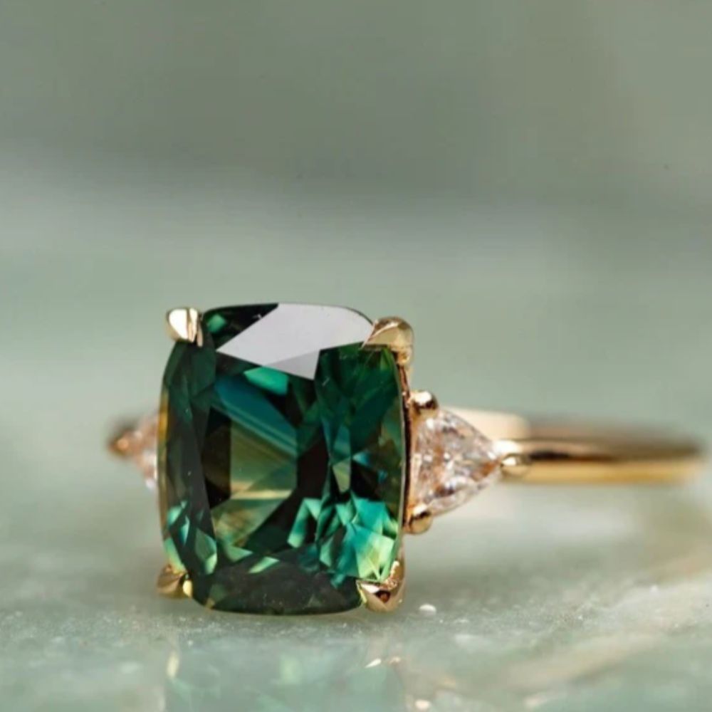 Verena | Vintage Green Gemstone Ring