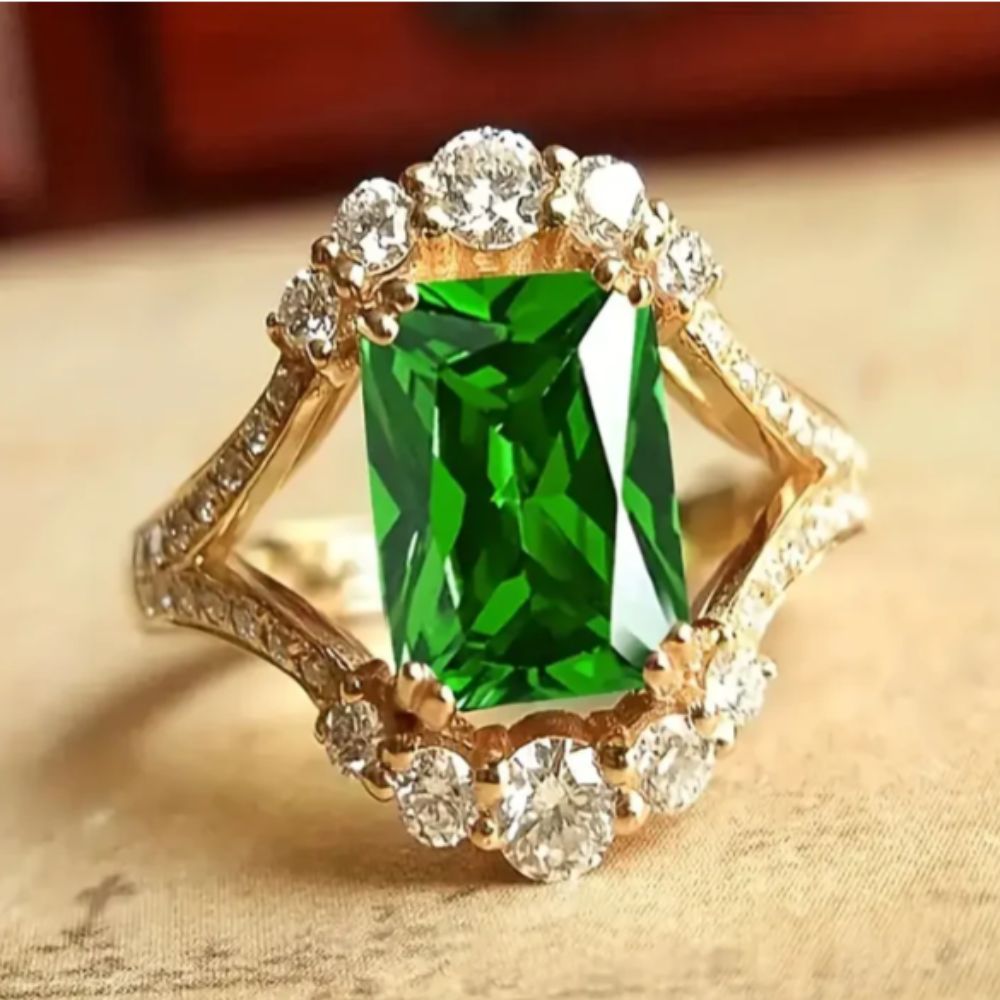 Elisova | Emerald Gold Ring